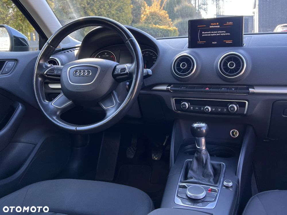 Audi A3 Sportback 1.6 TDI Attraction - 8
