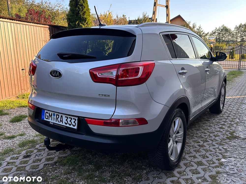 Kia Sportage 1.7 CRDI 2WD ISG Dream-Team Edition - 9