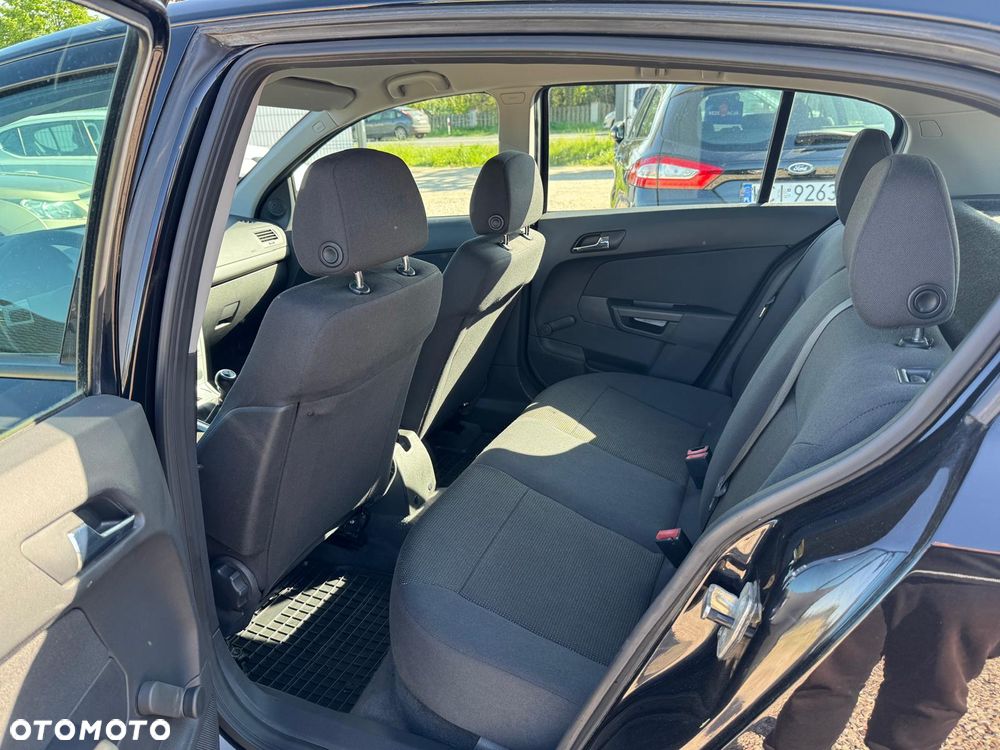 Opel Astra 1.6 Edition - 11