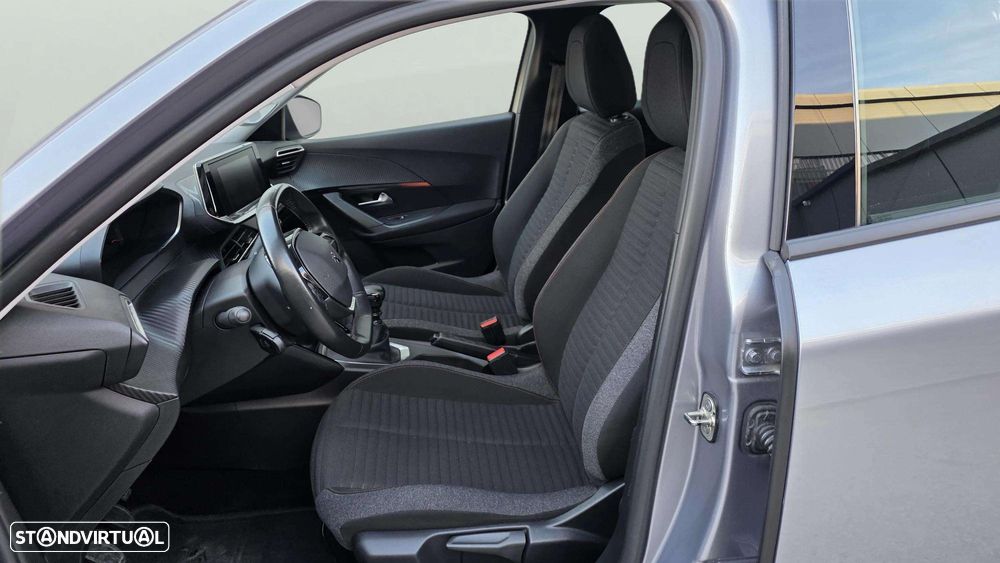 Peugeot 2008 1.2 PureTech Active Pack - 16