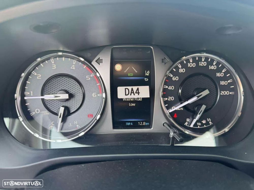 Toyota Hilux 4x4 Cabine Dupla Duty - 8