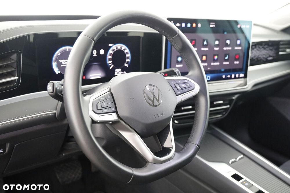 Volkswagen Passat - 14
