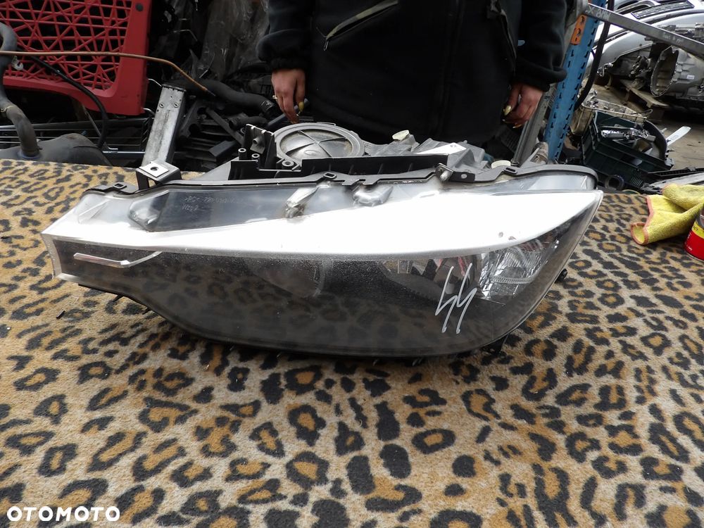BMW - F30 - H7 - LEWA LAMPA PRZEDNIA - PRZED LIFT - UK - 1