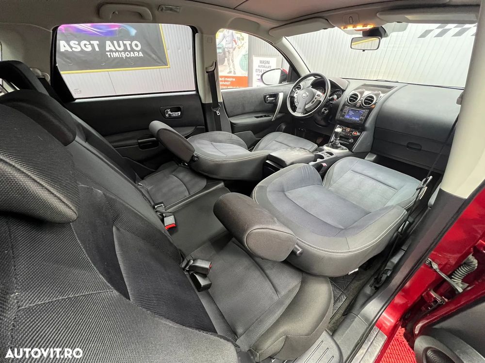 Nissan Qashqai+2 - 16