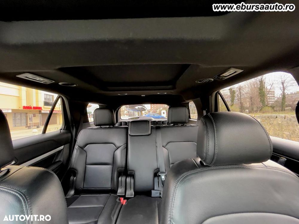 Ford Explorer - 28