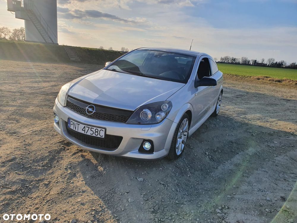 Opel Astra OPC - 5