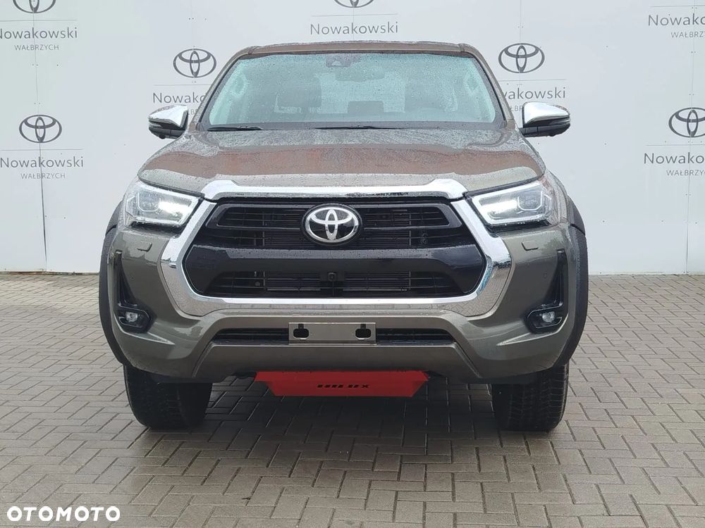 Toyota Hilux 2.8 D-4D mHEV Double Cab Executive 4x4 - 5