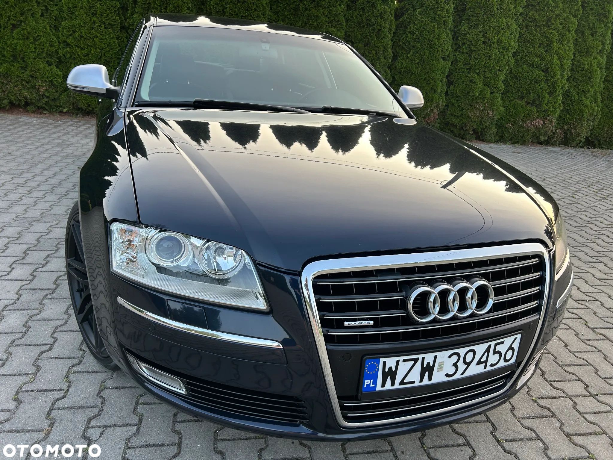 Audi A8 4.2 FSI L Quattro - 1