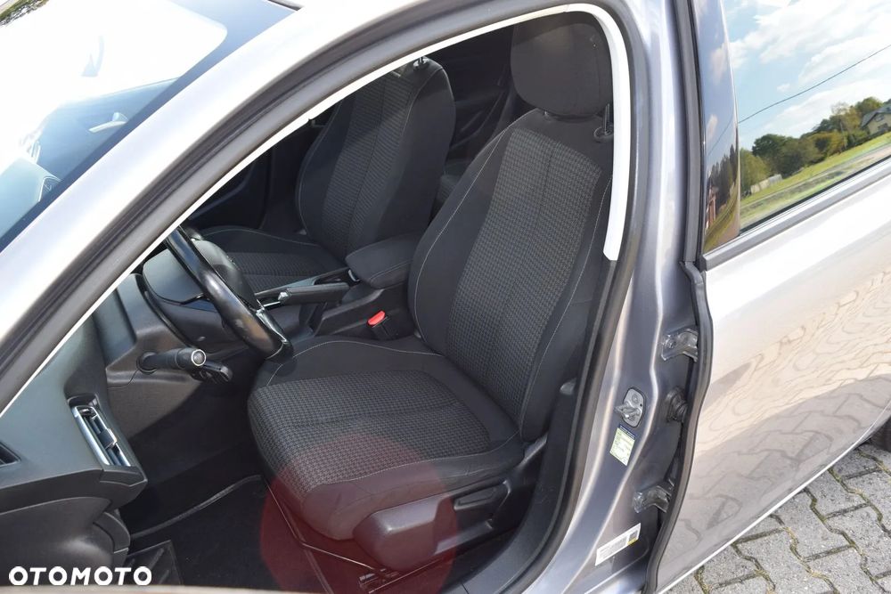 Peugeot 308 1.6 BlueHDi Active S&S - 18