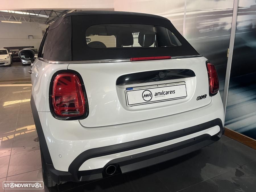 MINI Cabrio Cooper Premium Classic Auto - 12