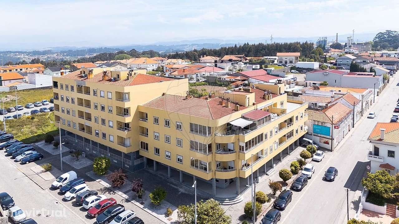 Apartamento T4 para venda - Grande imagem: 2/32