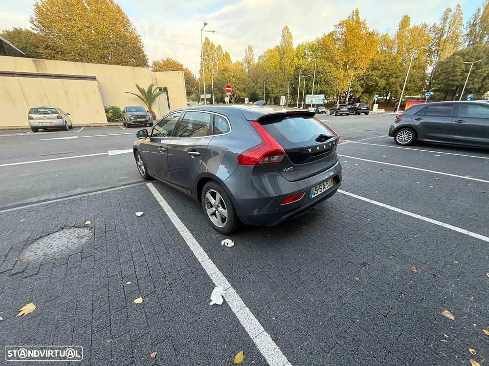 Volvo V40 1.6 D2 Eco R-Design - 3