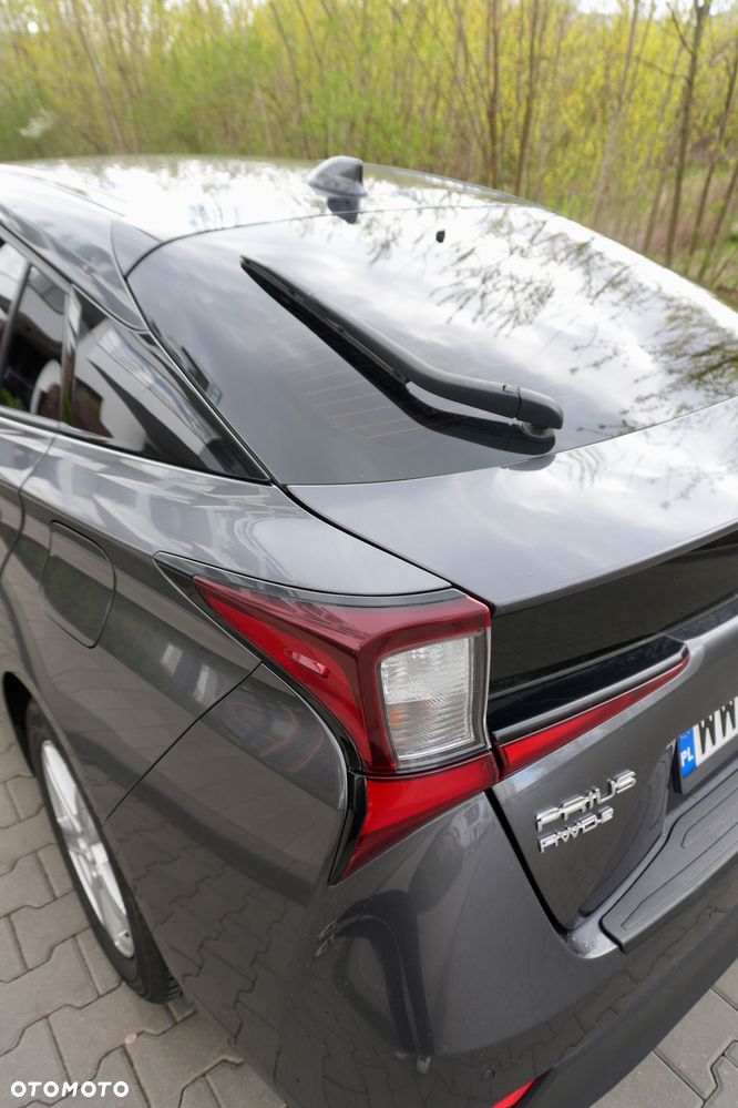 Toyota Prius 1.8 Hybrid Premium - 12