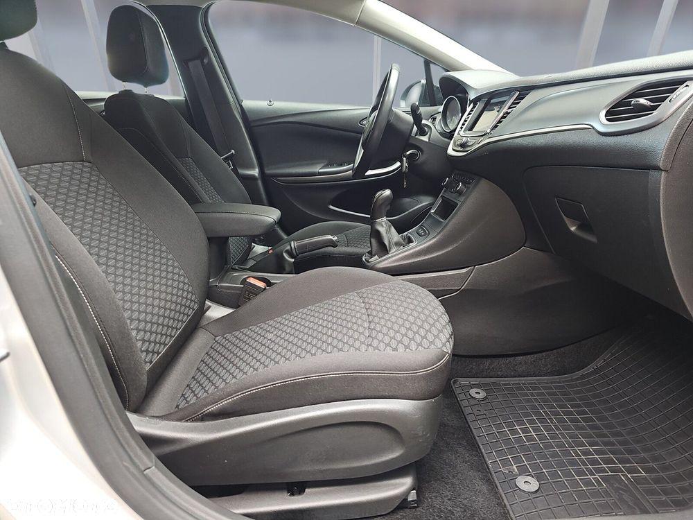 Opel Astra V 1.2 T Edition S&S - 20