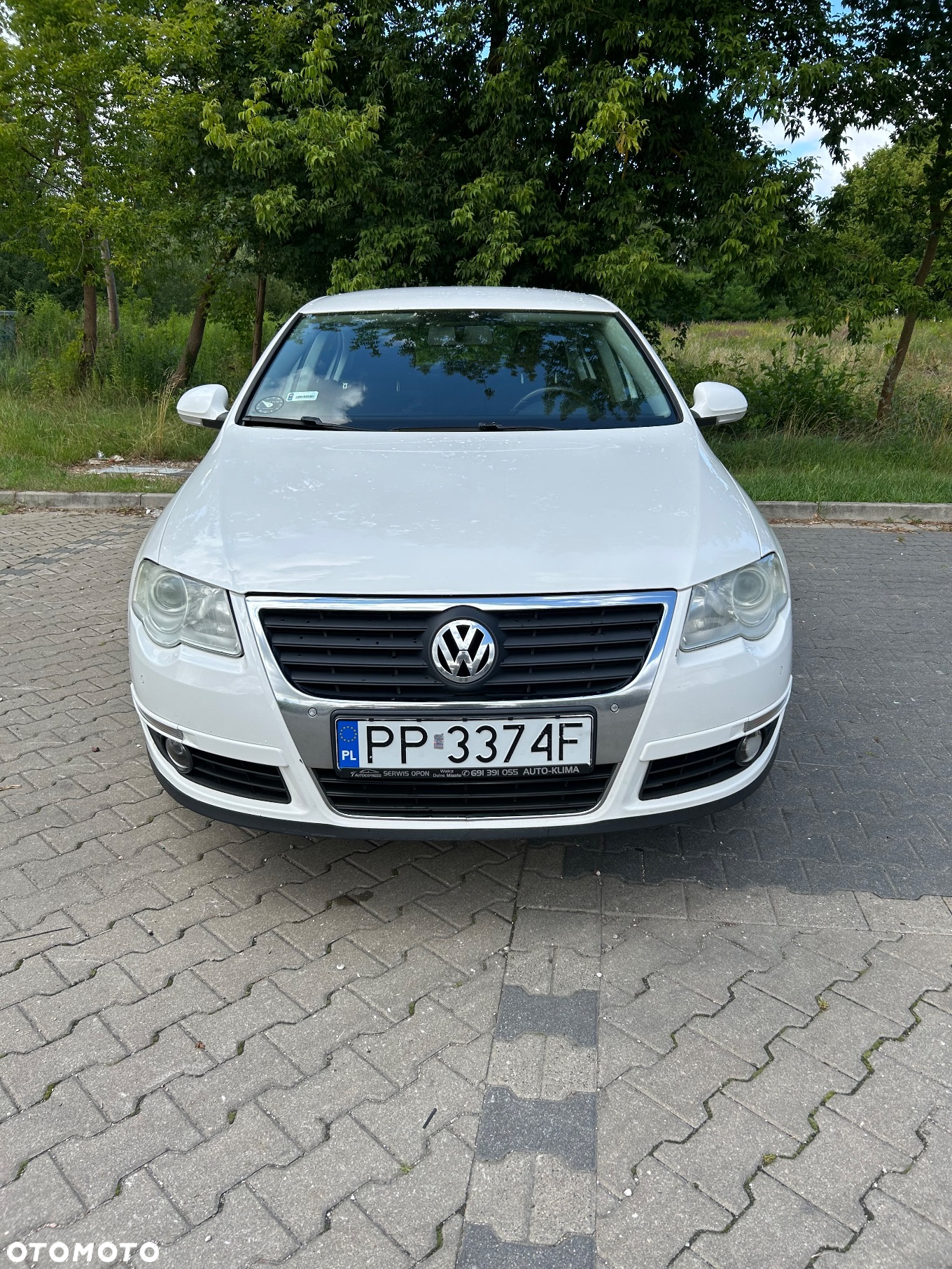 Volkswagen Passat - 3