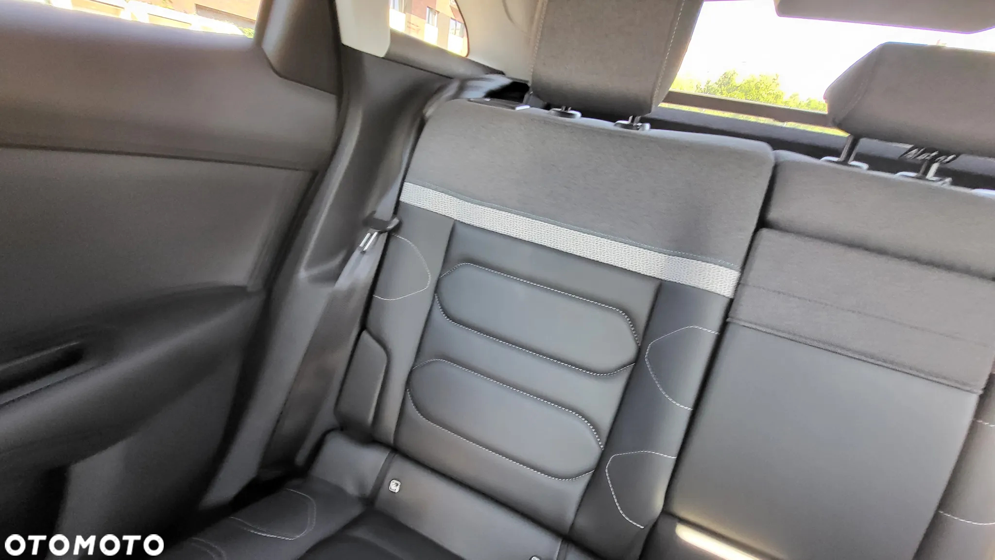 Citroën C4 1.2 PureTech Shine S&S EAT8 - 16
