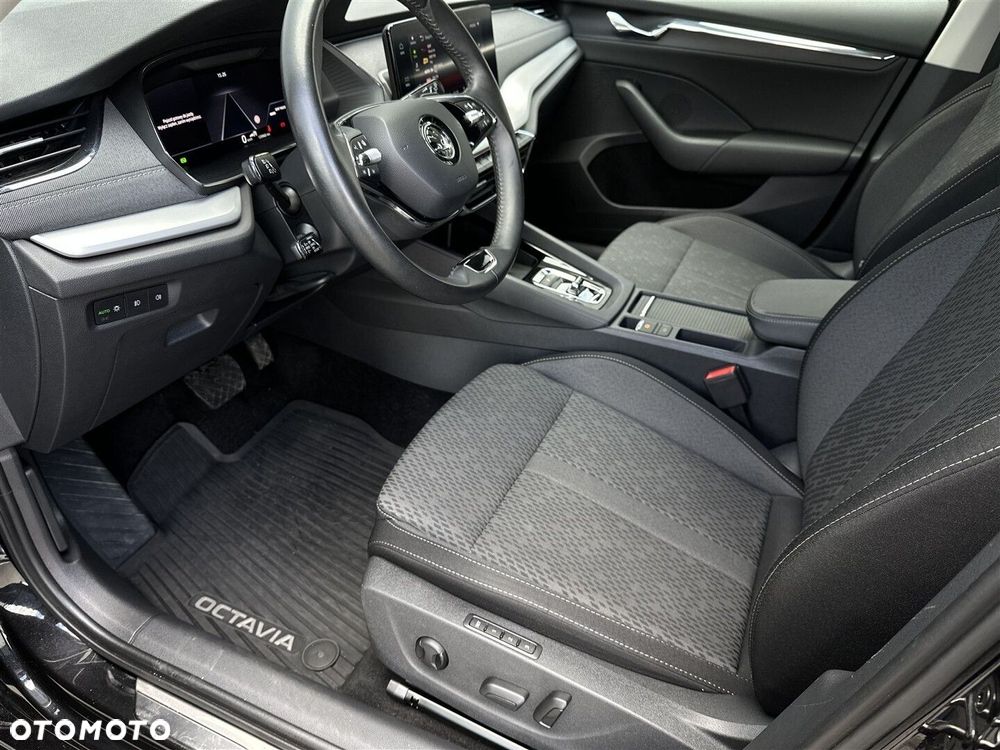 Skoda Octavia 2.0 TDI Style DSG - 12