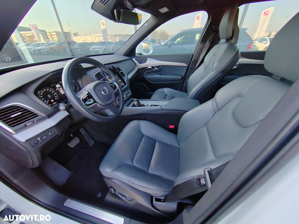 Volvo XC 90 T8 AWD Twin Engine Geartronic Momentum - 15