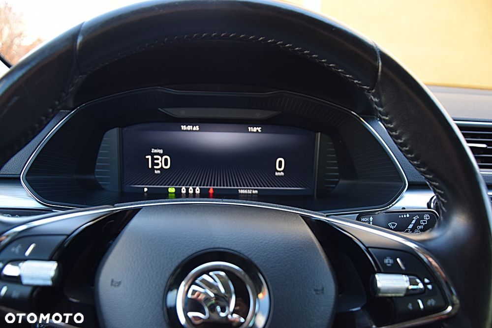 Skoda Superb 2.0 TDI Sportline DSG7 - 18