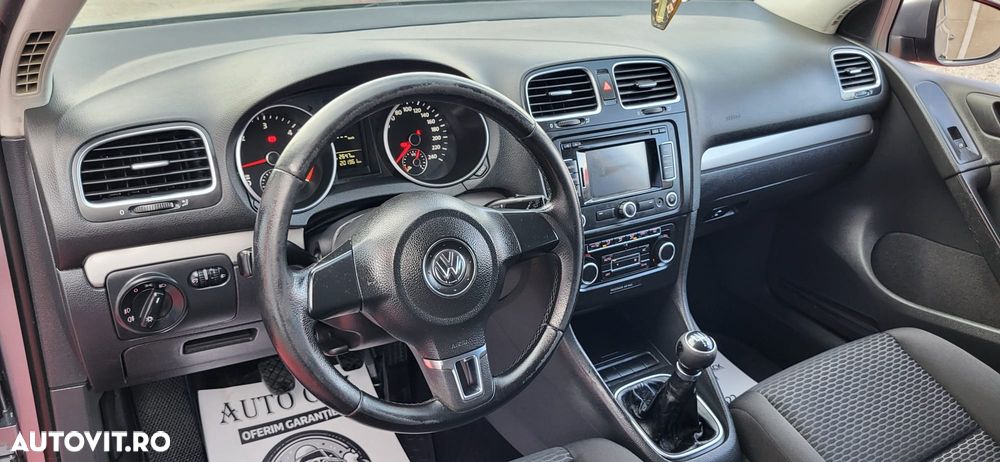 Volkswagen Golf - 21