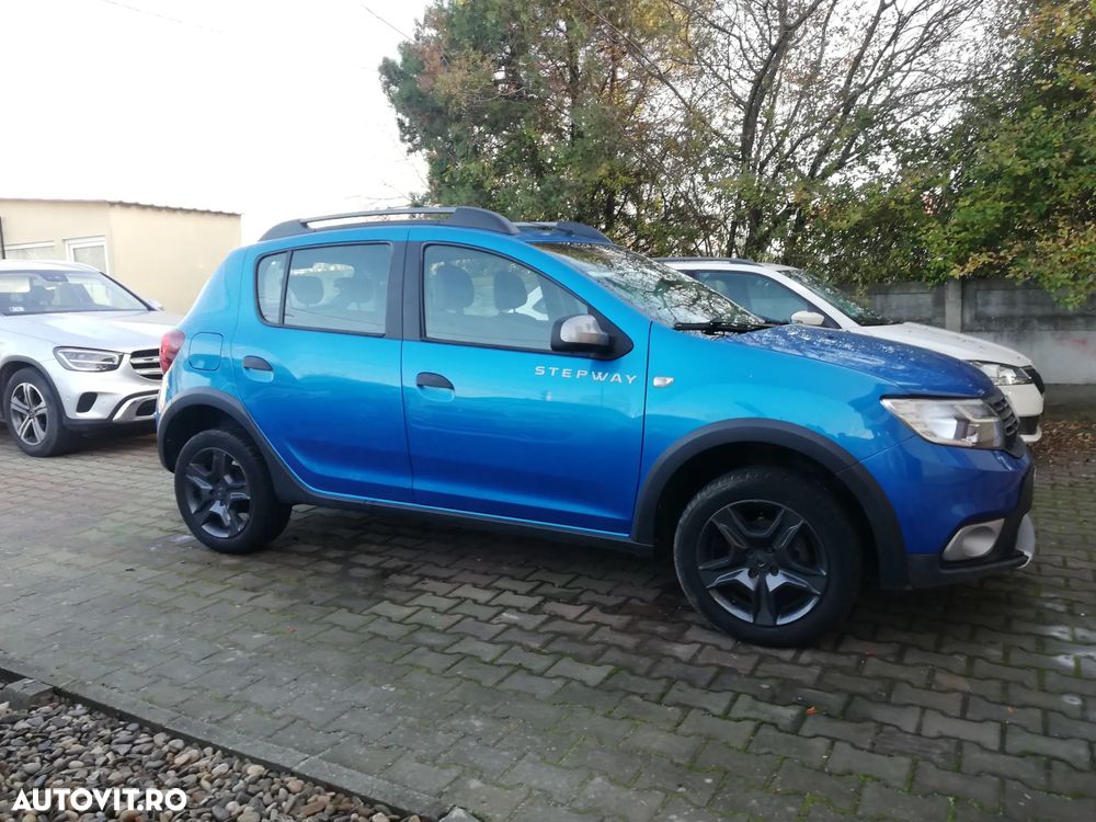 Dacia Sandero TCe 90 S&S Celebration - 9