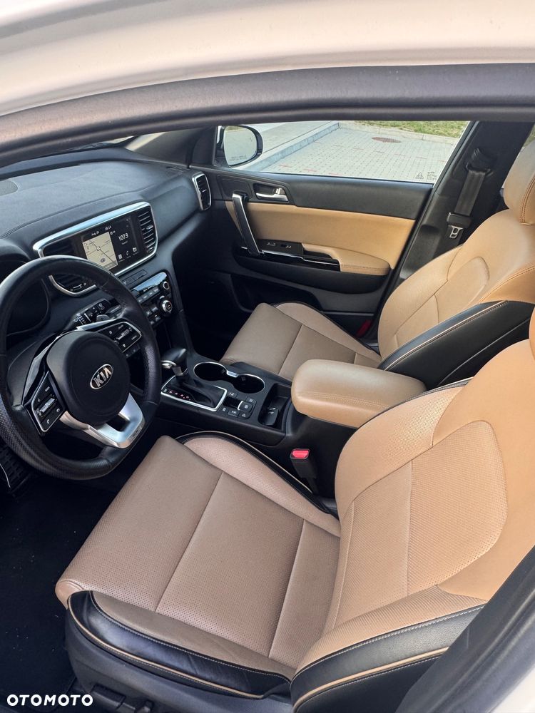 Kia Sportage - 12