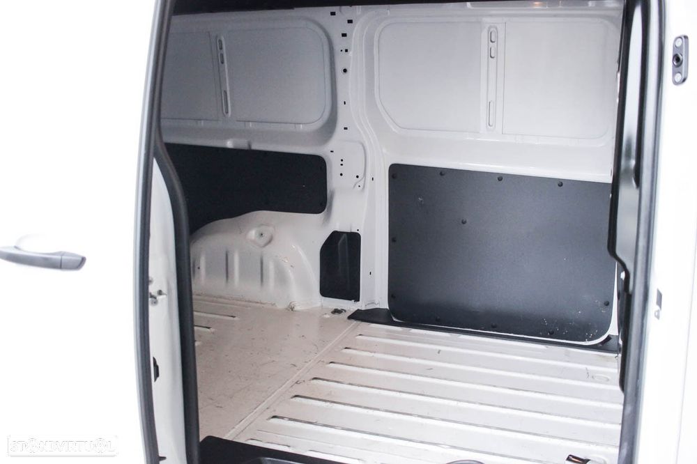 Peugeot Expert Pro Longa 75kWh - 7