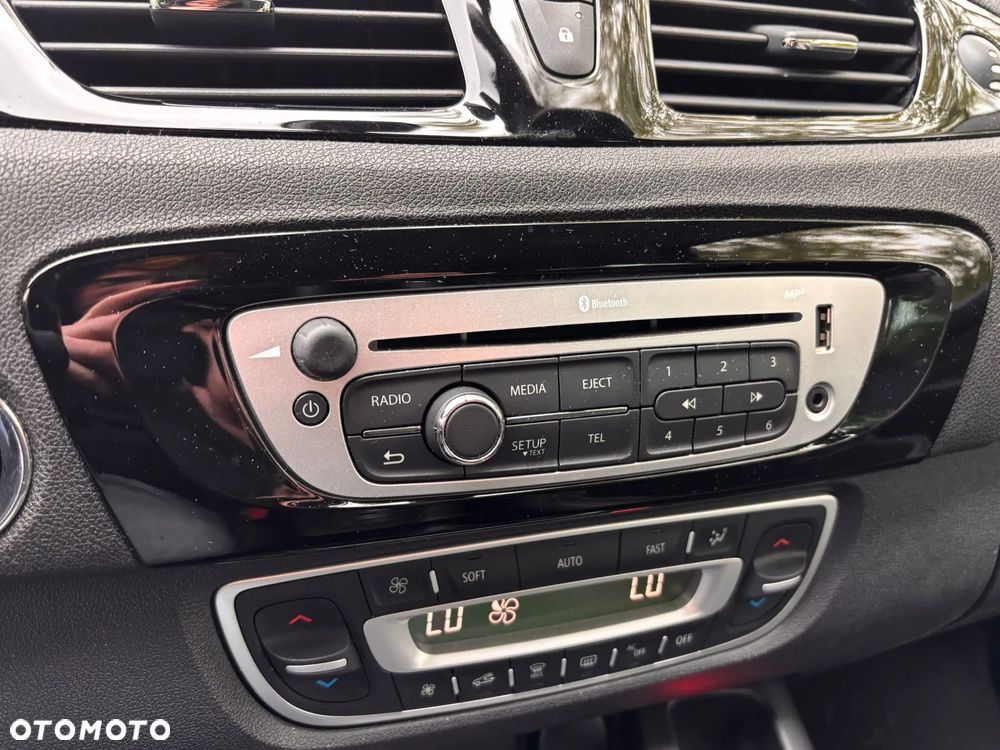 Renault Megane ENERGY TCe 115 Start & Stopp Bose Edition - 13