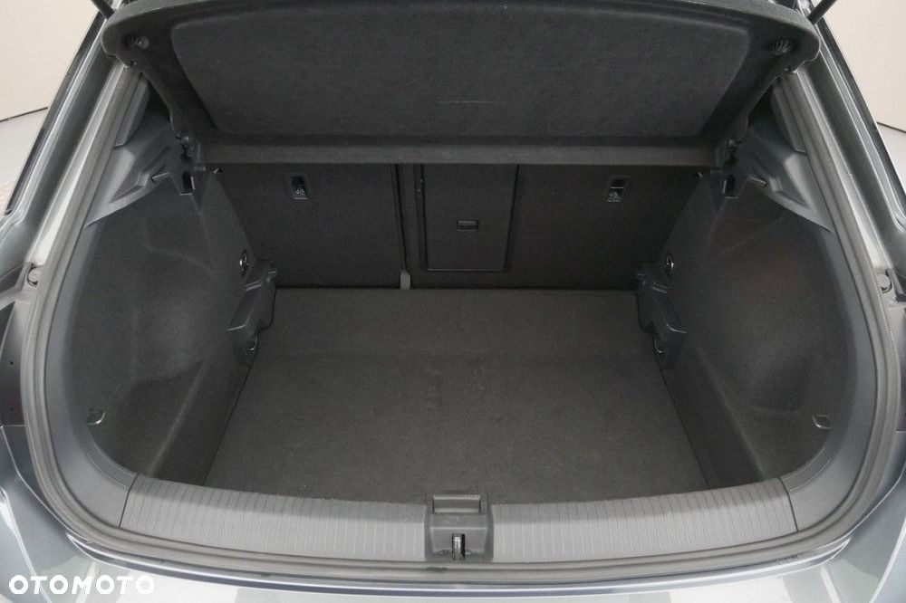 Volkswagen T-Roc - 16