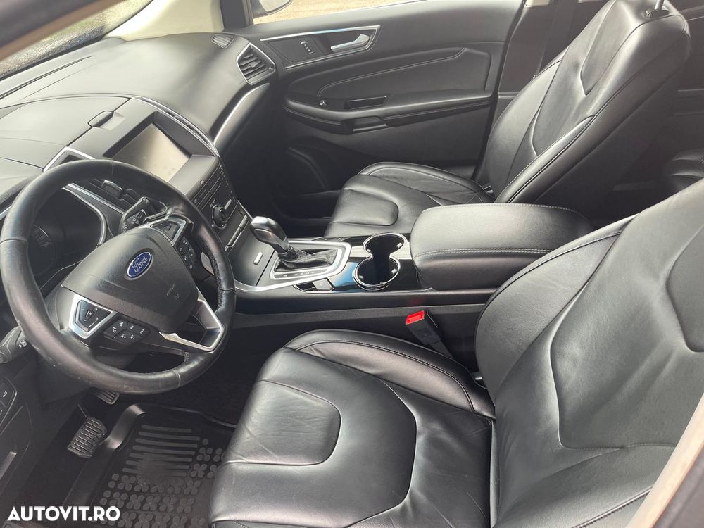 Ford Edge 2.0 TDCi Powershift Titanium - 23