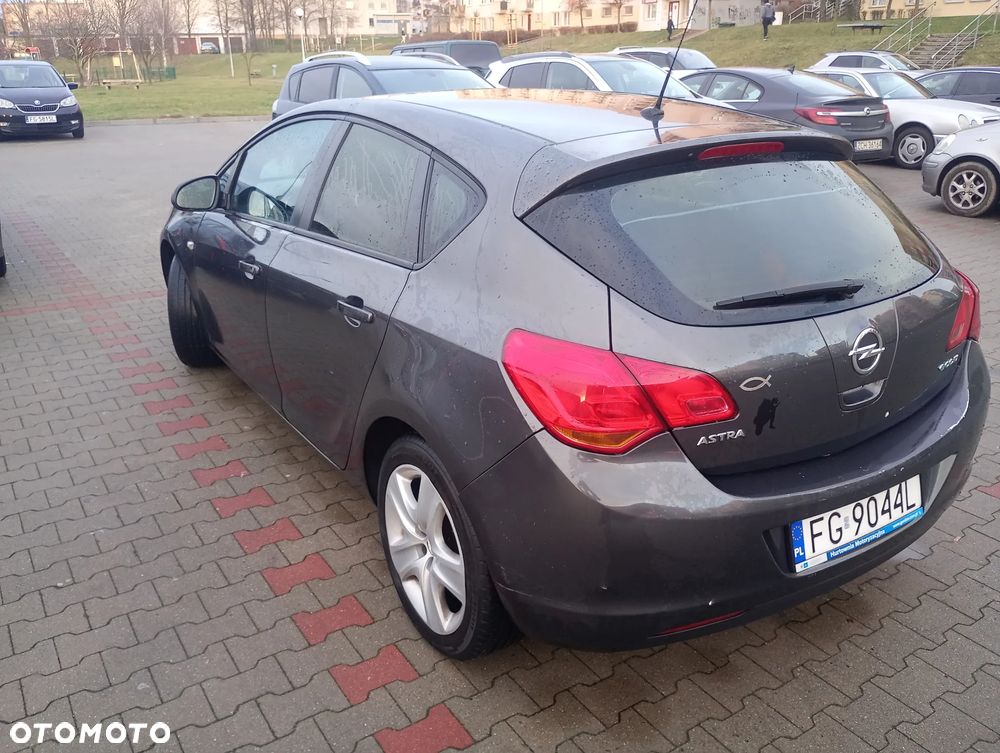 Opel Astra 1.3 CDTI DPF EcoFLEX Selection - 9