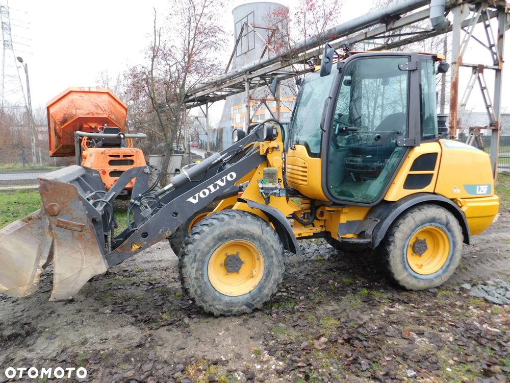 Volvo L25F łyżka dzielona krokodyl 3170MTG ( podobne L28 L30 - 4