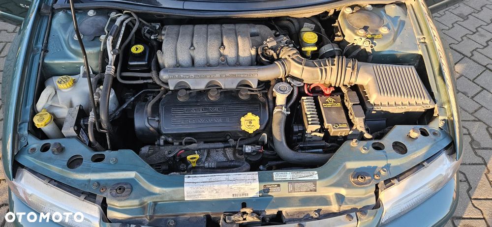 Chrysler Stratus - 29