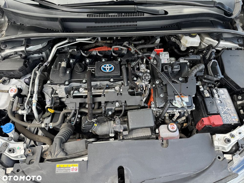 Toyota Corolla 1.8 Hybrid GR Sport - 8