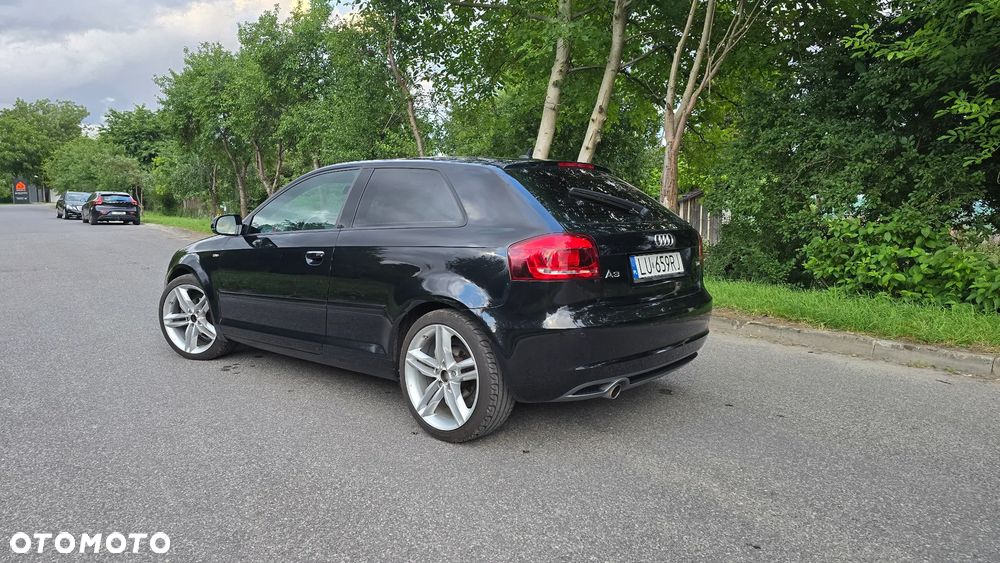Audi A3 3-drzwiowe 1.6 TDI DPF Ambiente - 4