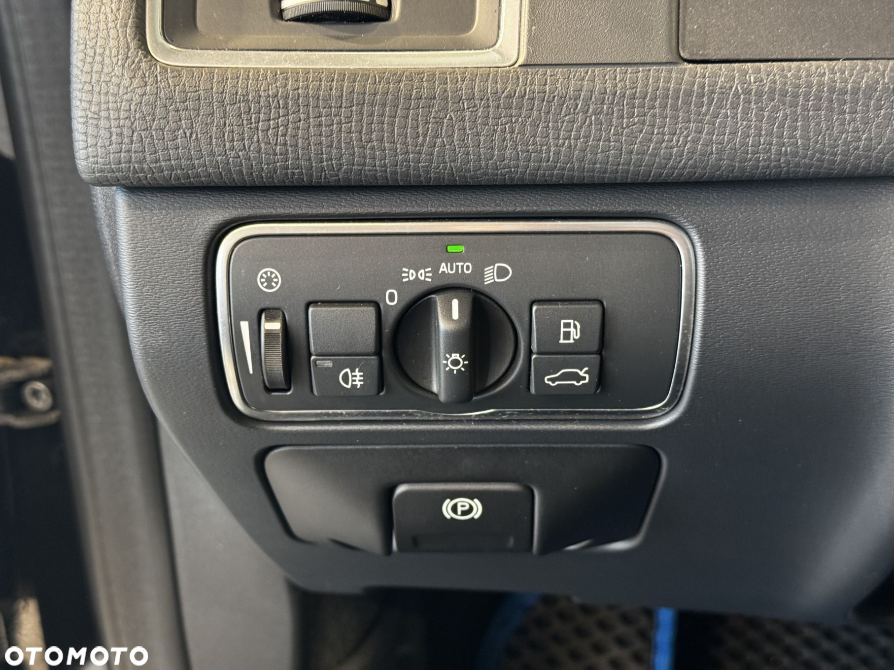 Volvo XC 60 - 23