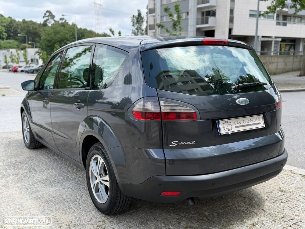 Ford S-Max 1.8 TDCi Titanium 7L - 4