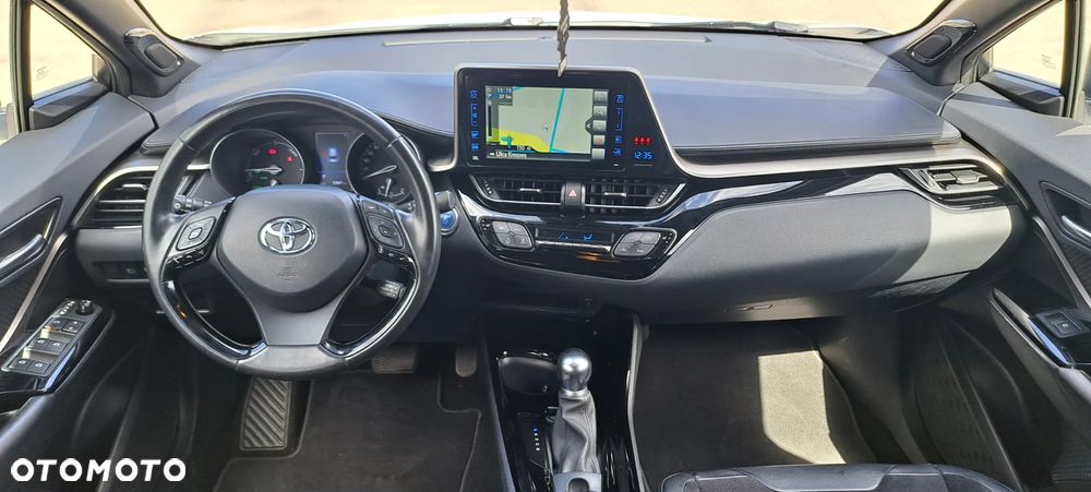 Toyota C-HR - 9