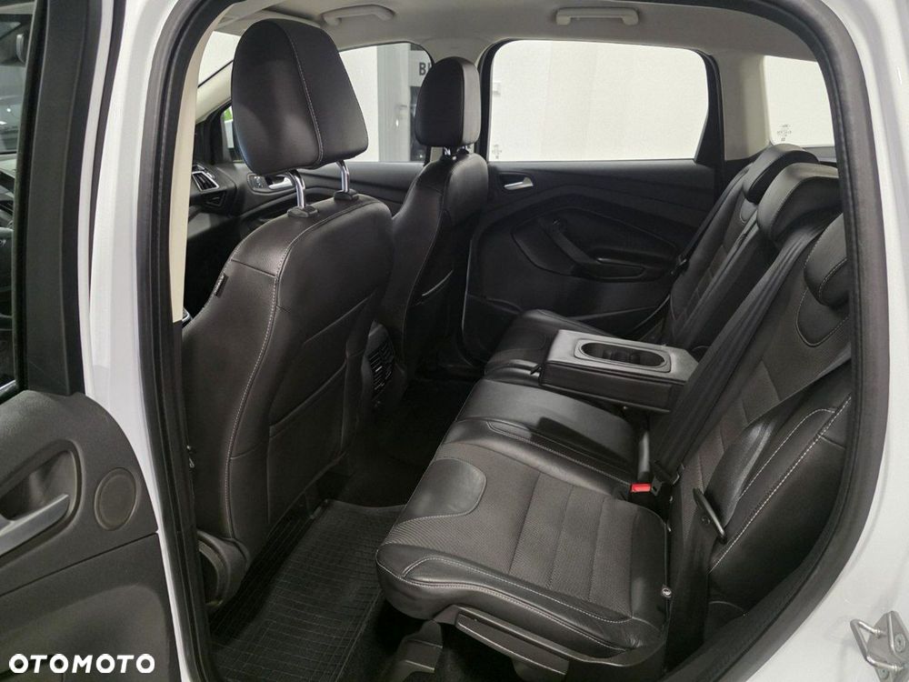 Ford Kuga 2.0 TDCi 4x4 Titanium - 12