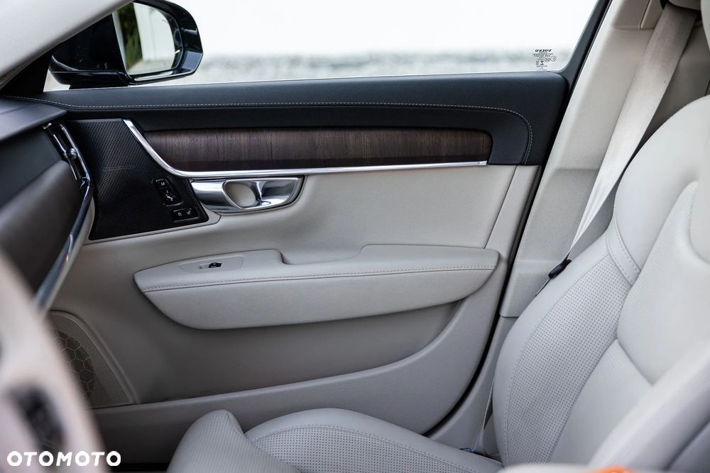 Volvo S90 D5 AWD Inscription - 24