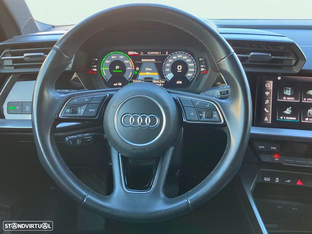 Audi A3 Sportback 45 TFSIe S line - 12