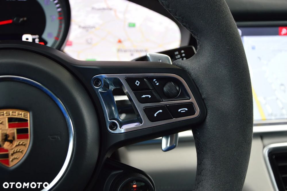 Porsche Panamera Turbo - 25