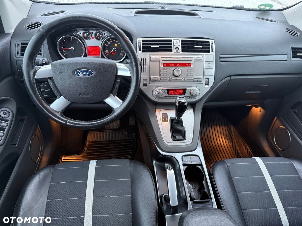 Ford Kuga 2.0 TDCi 4WD Titanium - 14