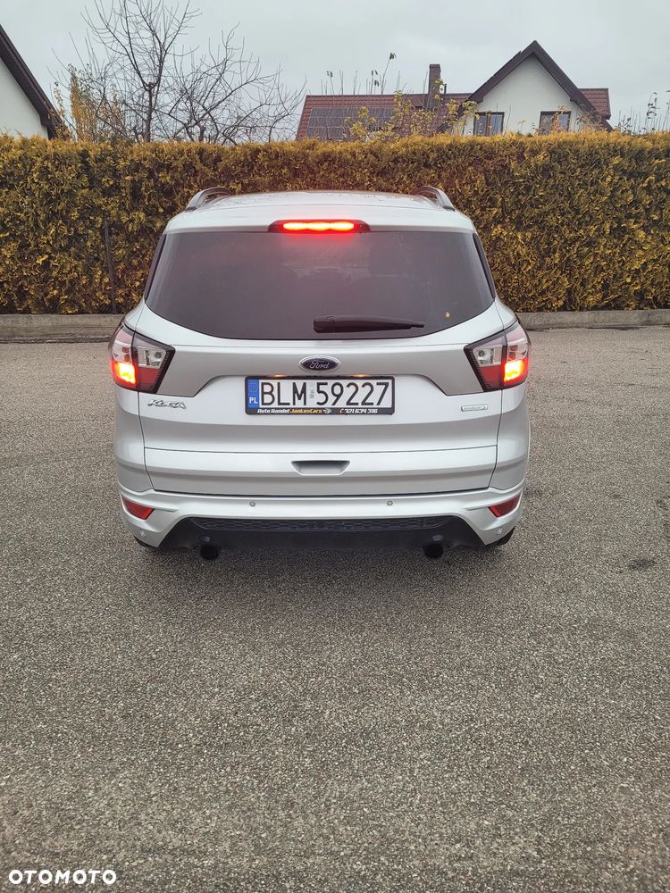 Ford Kuga - 11