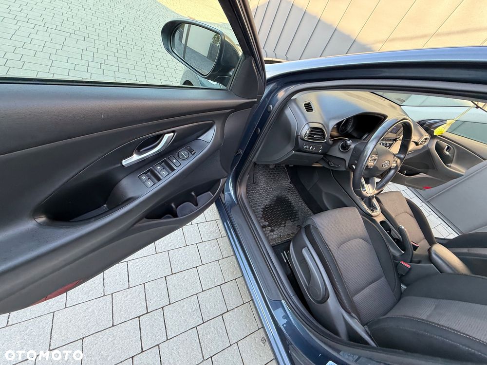 Hyundai i30 1.5 DPI Smart - 34
