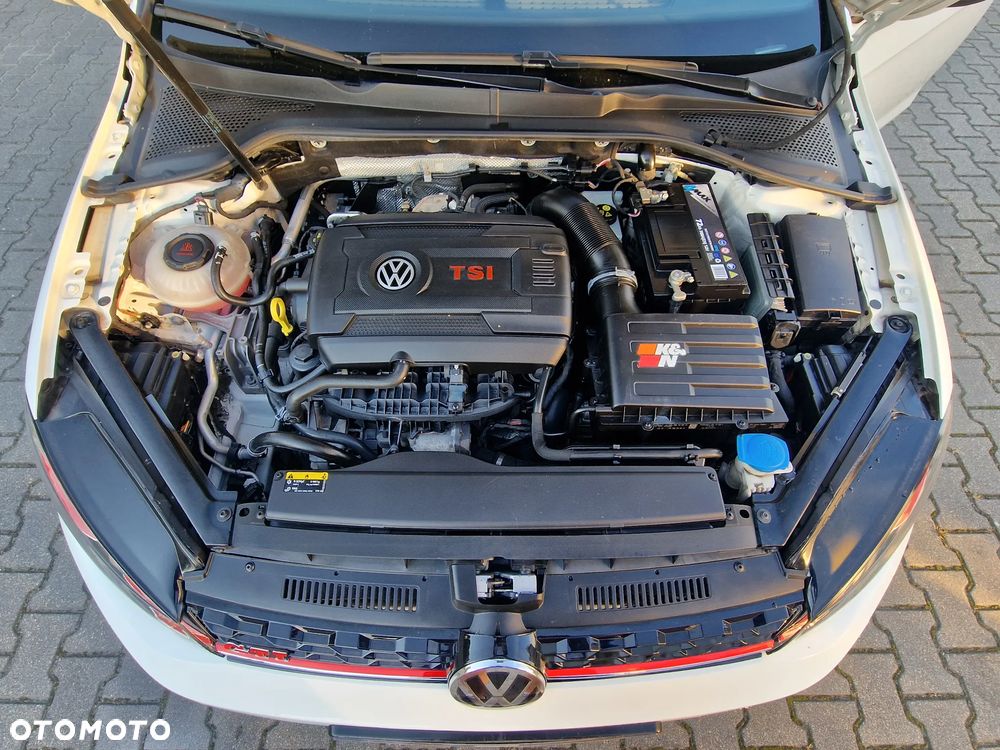 Volkswagen Golf GTI 2.0 TSI OPF DSG Performance - 36