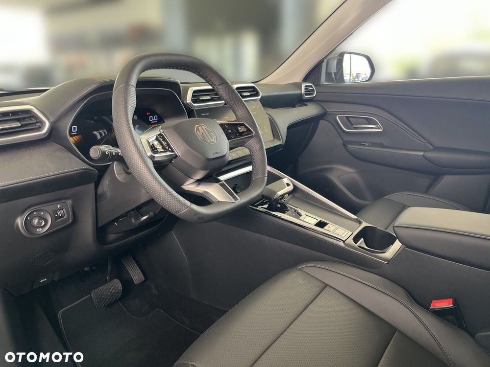 MG ZS Hybrid+ - 12