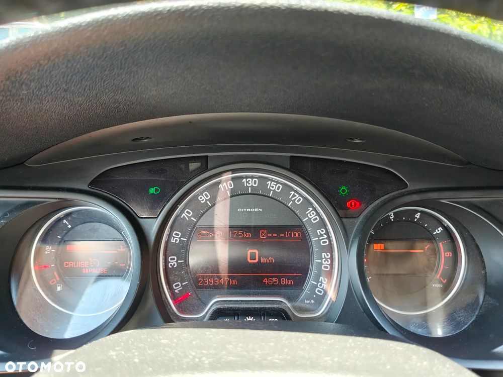 Citroën C5 2.0 16V Exclusive - 23