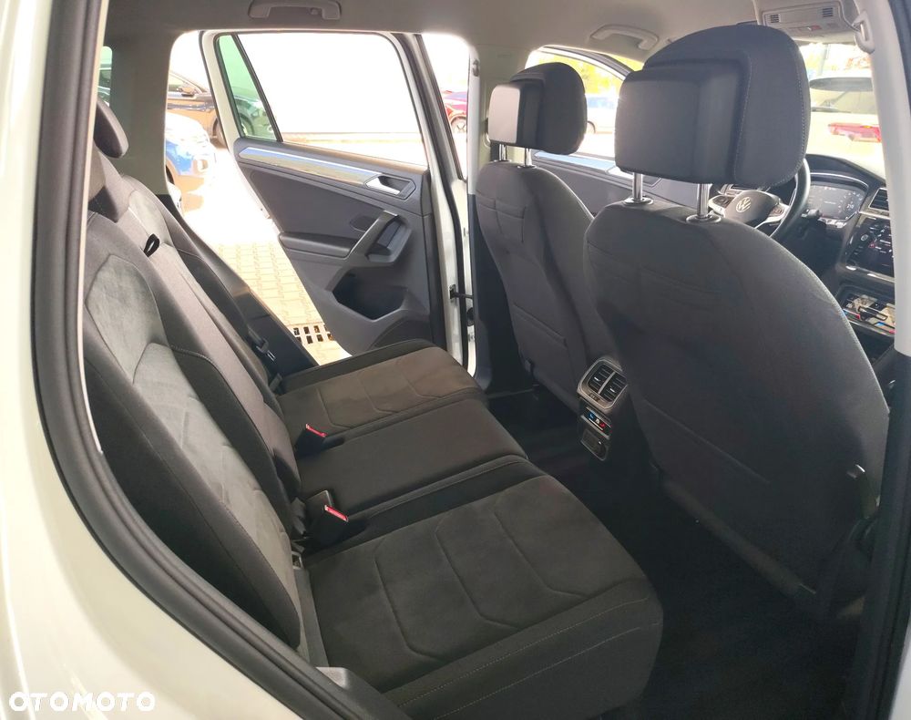 Volkswagen Tiguan 2.0 TDI Elegance DSG - 34