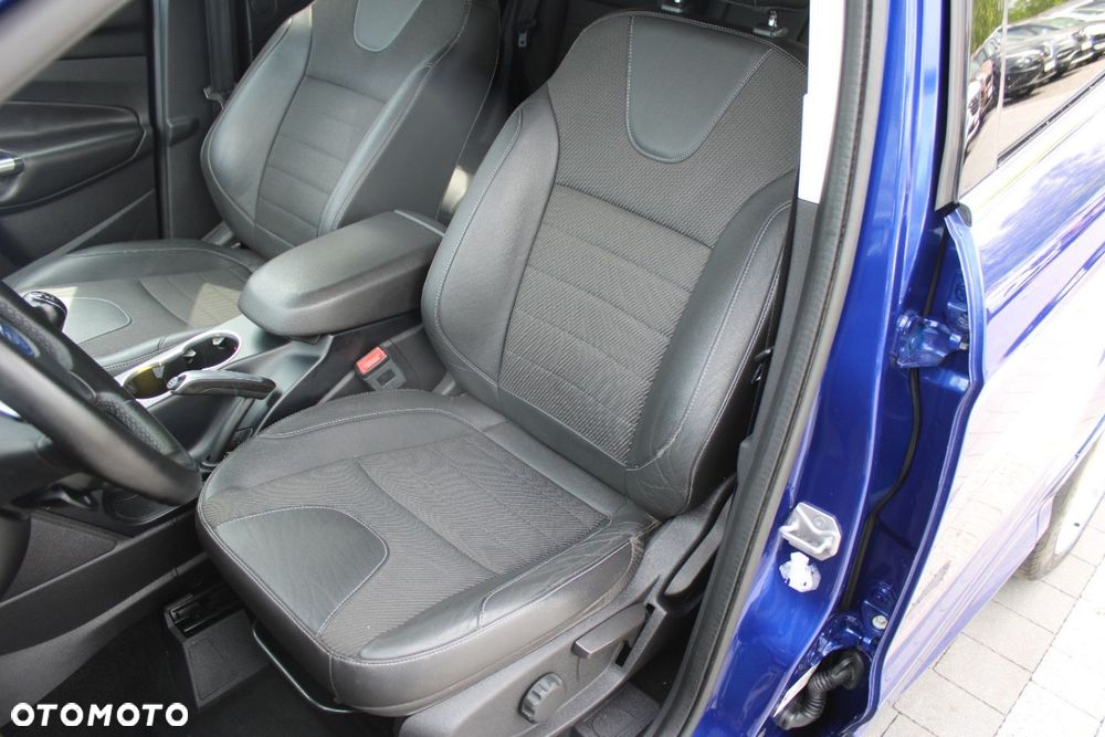 Ford Kuga - 19